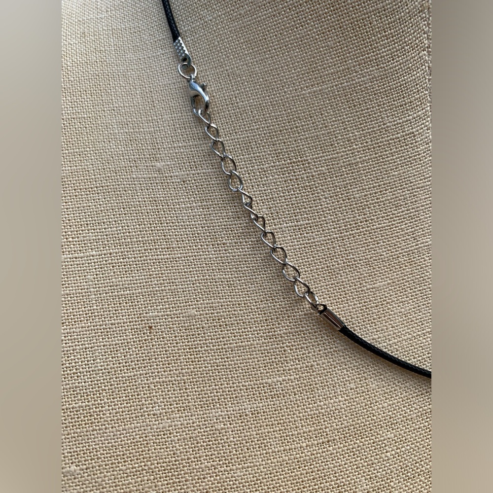 Handmade Genuine Stone Heart Amulet Necklace - Picture 8 of 10